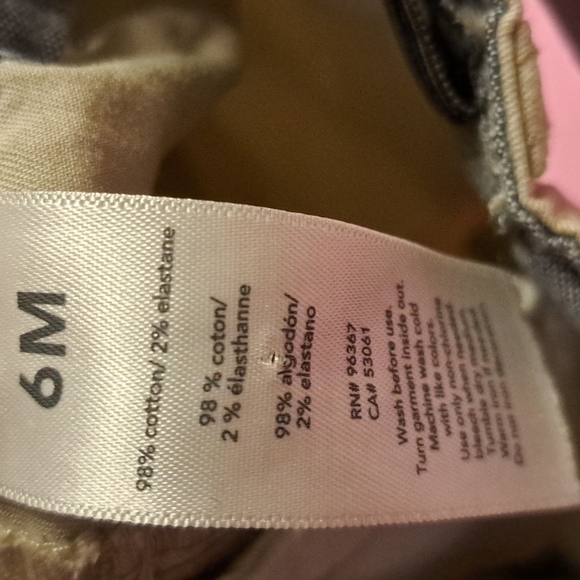 Oshkosh B'Gosh 6 month boys tan stretch shorts new - Picture 5 of 5